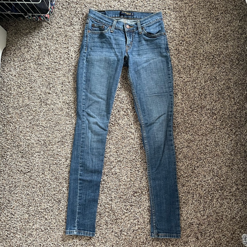 Perfect condition Levi jeans